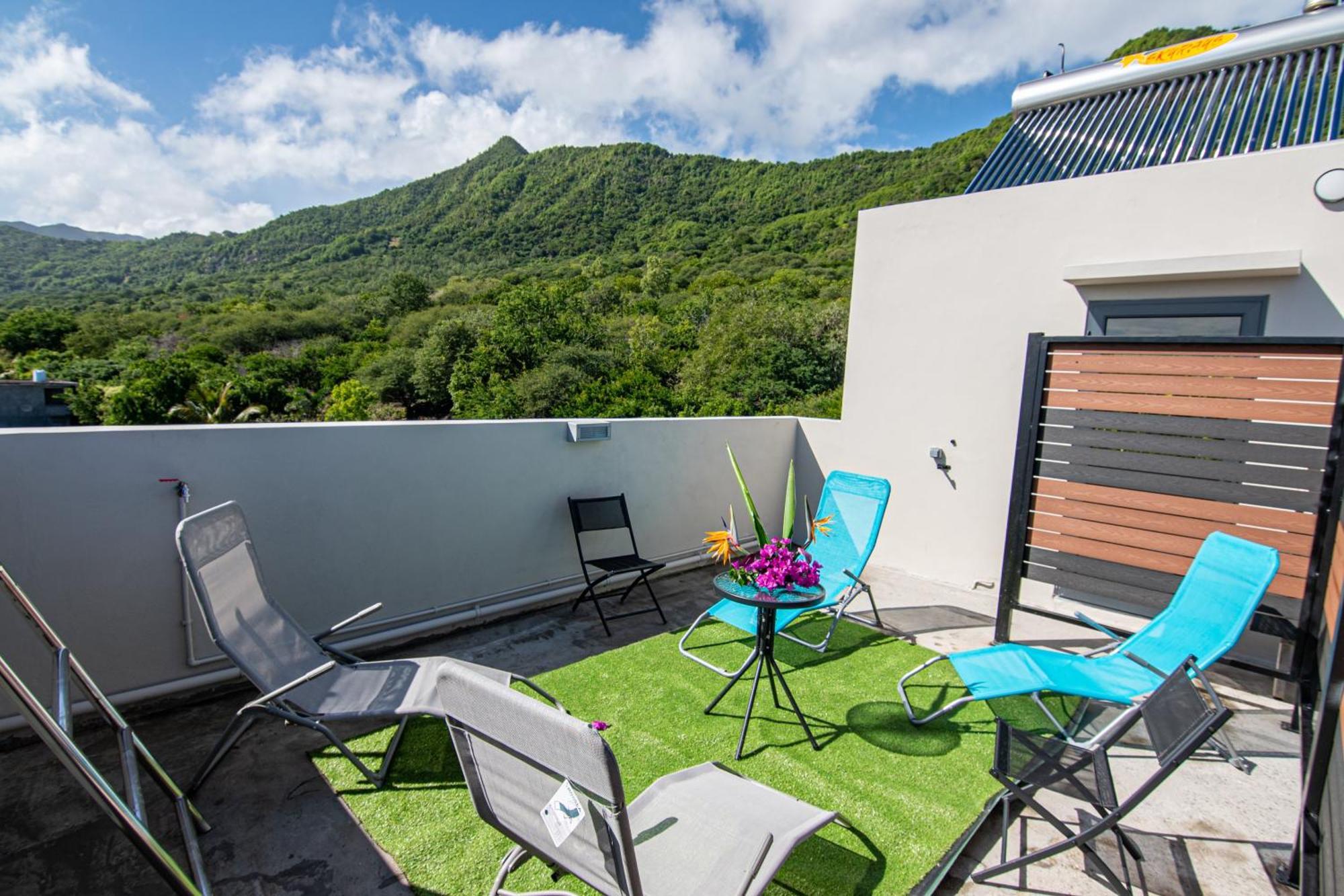 Laolabatwo Villa La Gaulette Bagian luar foto